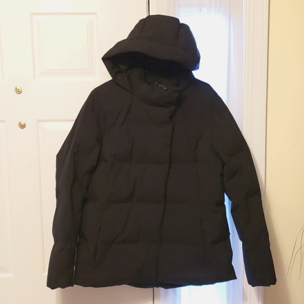 Eddie Bauer Down hooded jacket. Black (tall)